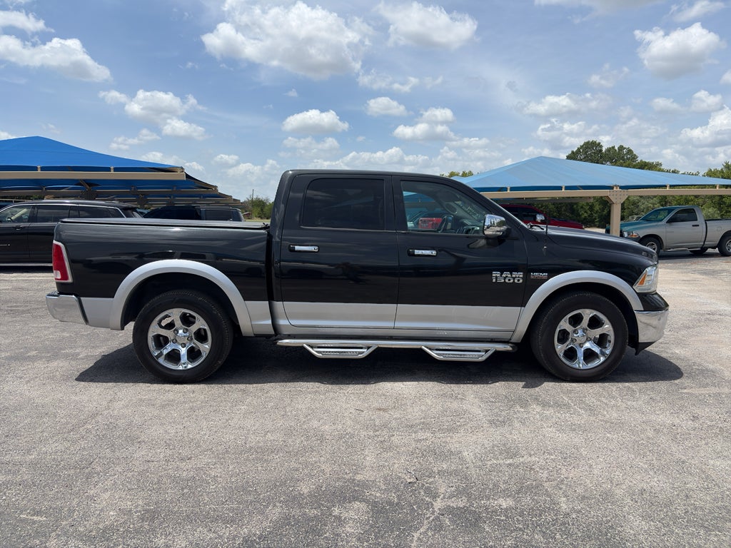 2018 RAM 1500 Laramie Crew Cab 4x4 5'7' Box