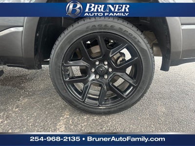 2022 RAM 1500 Laramie Crew Cab 4x2 5'7' Box