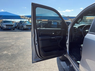 2022 RAM 1500 Limited Crew Cab 4x4 5'7' Box