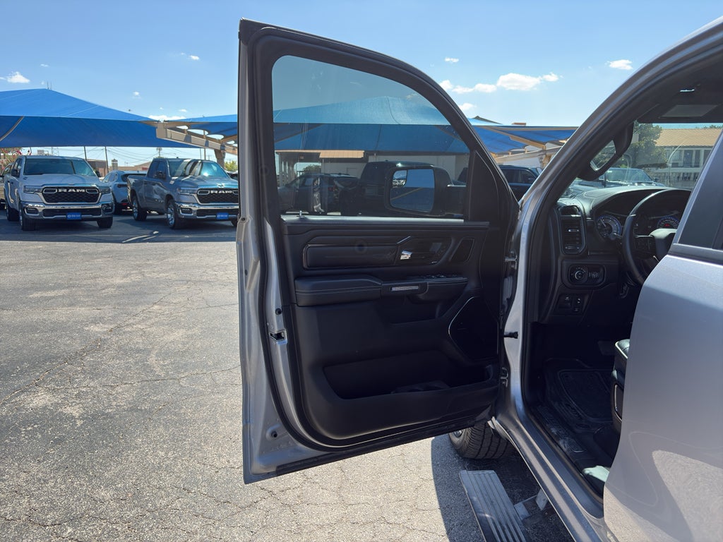 2022 RAM 1500 Limited Crew Cab 4x4 5'7' Box