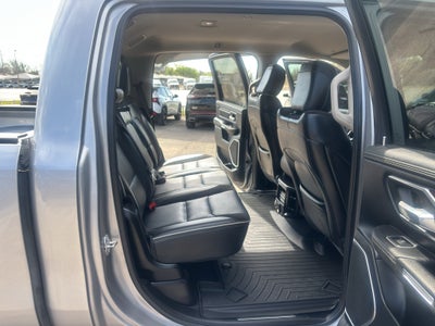 2022 RAM 1500 Laramie Crew Cab 4x4 5'7' Box