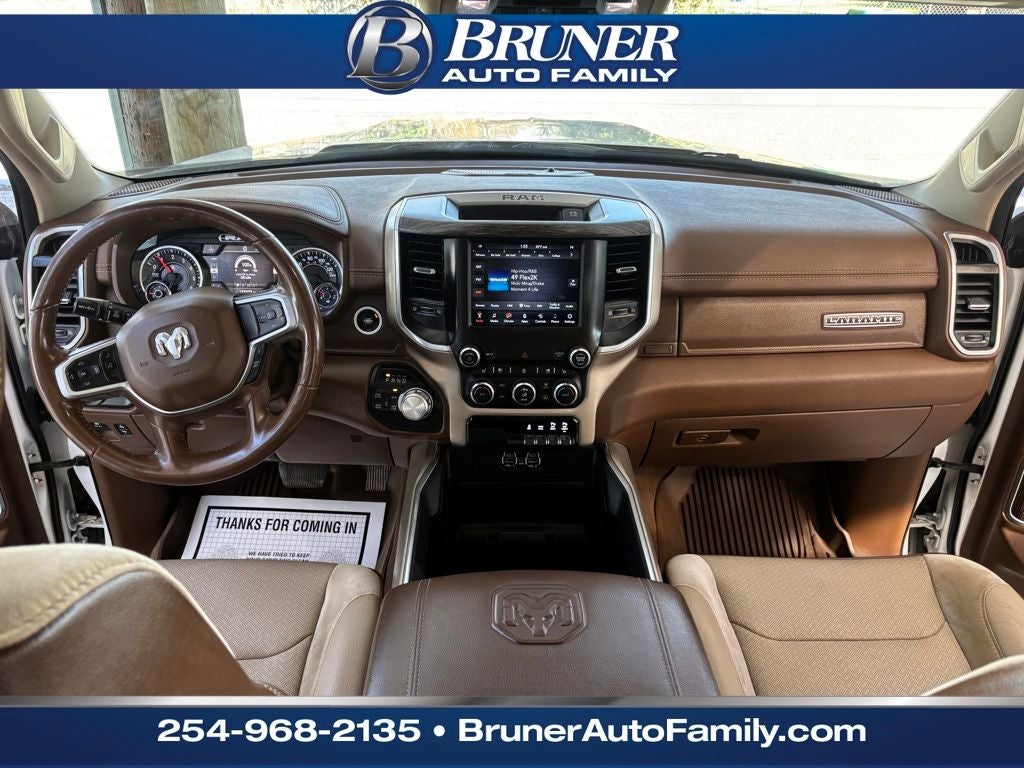 2020 RAM 1500 Laramie Crew Cab 4x4 5'7' Box