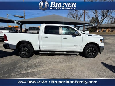 2020 RAM 1500 Laramie Crew Cab 4x4 5'7' Box