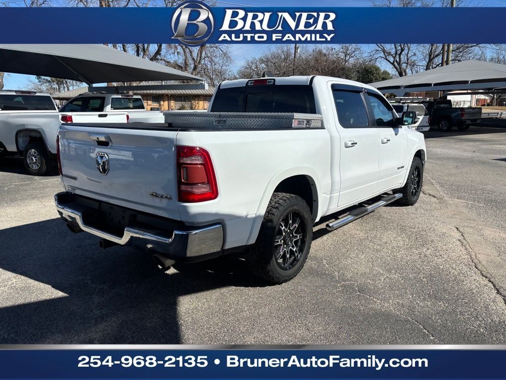2020 RAM 1500 Laramie Crew Cab 4x4 5'7' Box
