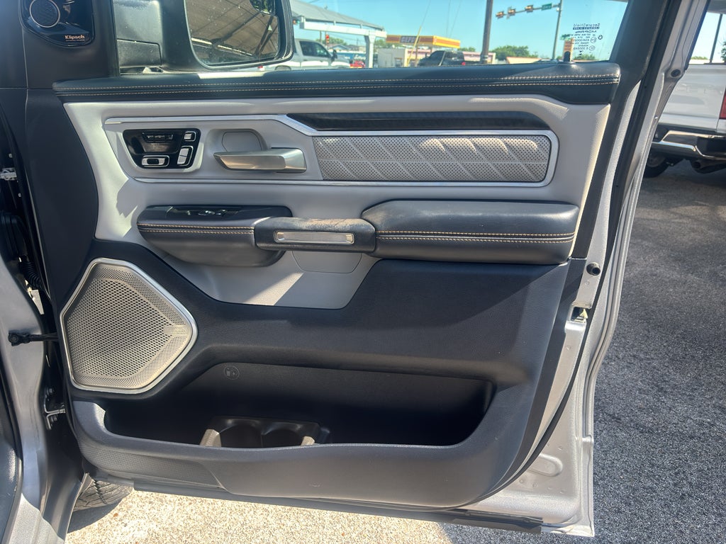 2025 RAM 1500 Tungsten Crew Cab 4x4 5'7' Box