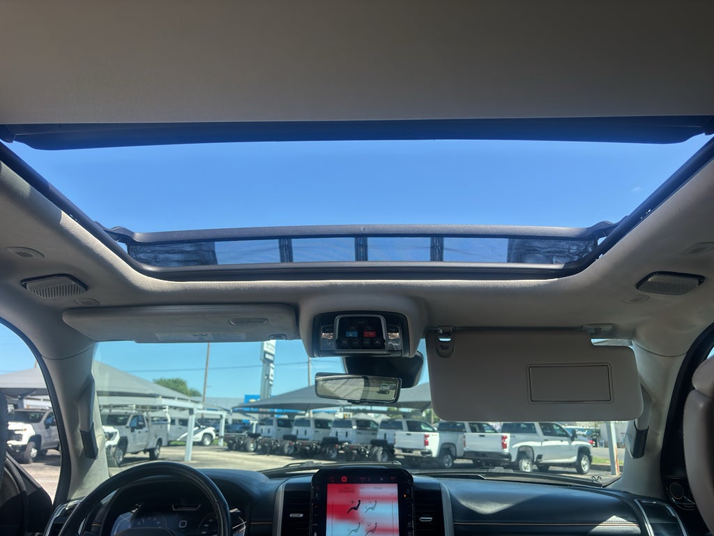 2025 RAM 1500 Tungsten Crew Cab 4x4 5'7' Box