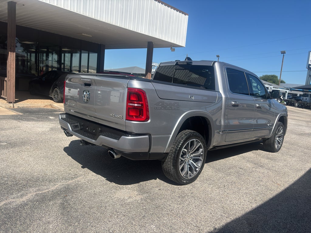 2025 RAM 1500 Tungsten Crew Cab 4x4 5'7' Box