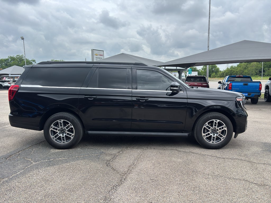 2025 Ford Expedition Active MAX