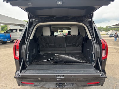 2025 Ford Expedition Active MAX