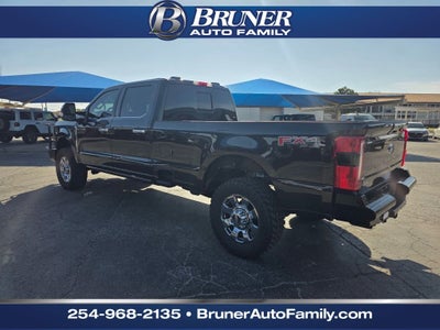 2025 Ford F-350 LARIAT