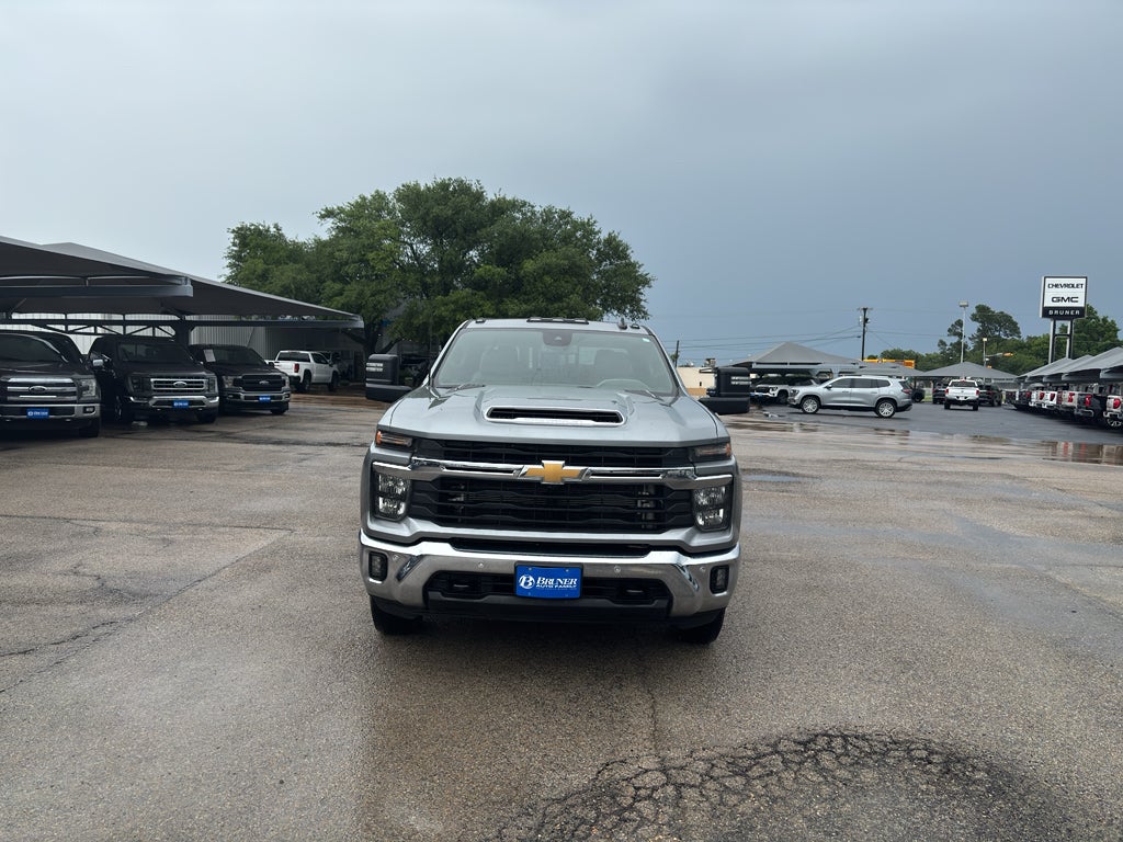 2025 Chevrolet Silverado 3500HD 4WD Crew Cab Long Bed LT