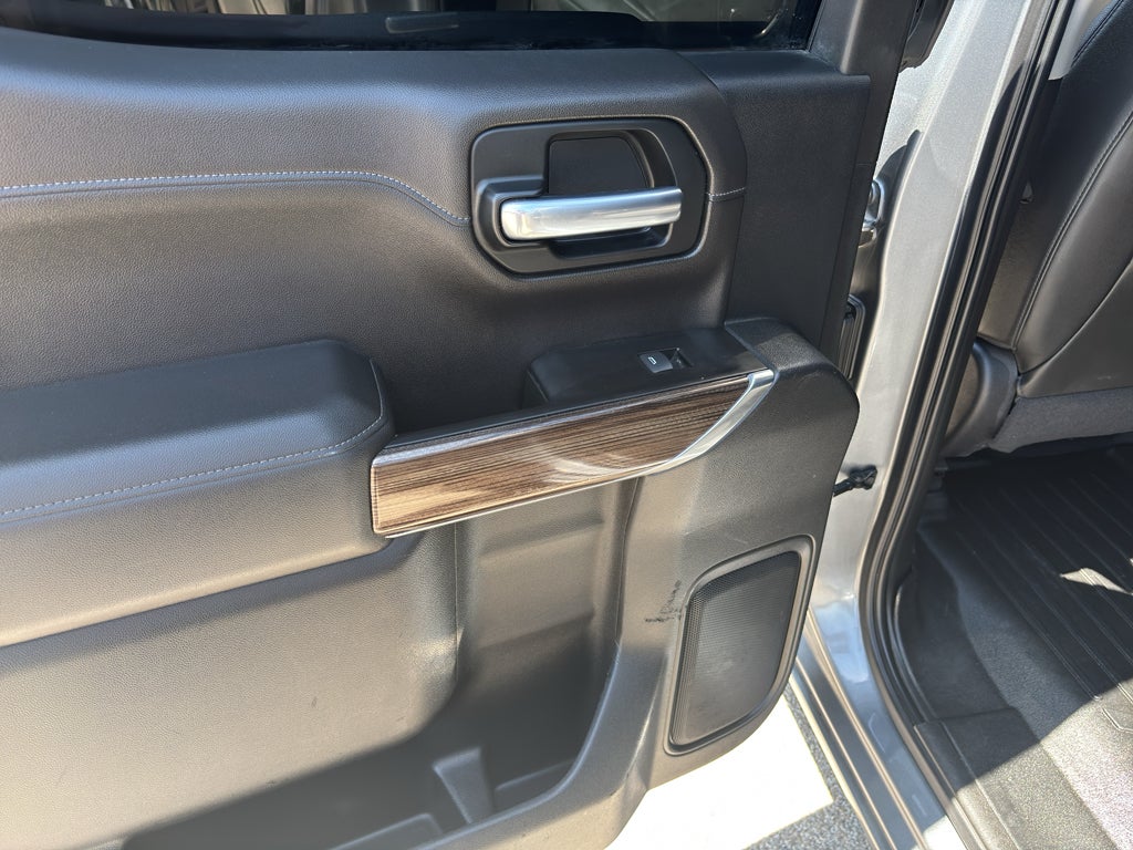 2020 Chevrolet Silverado 1500 4WD Crew Cab Short Bed RST
