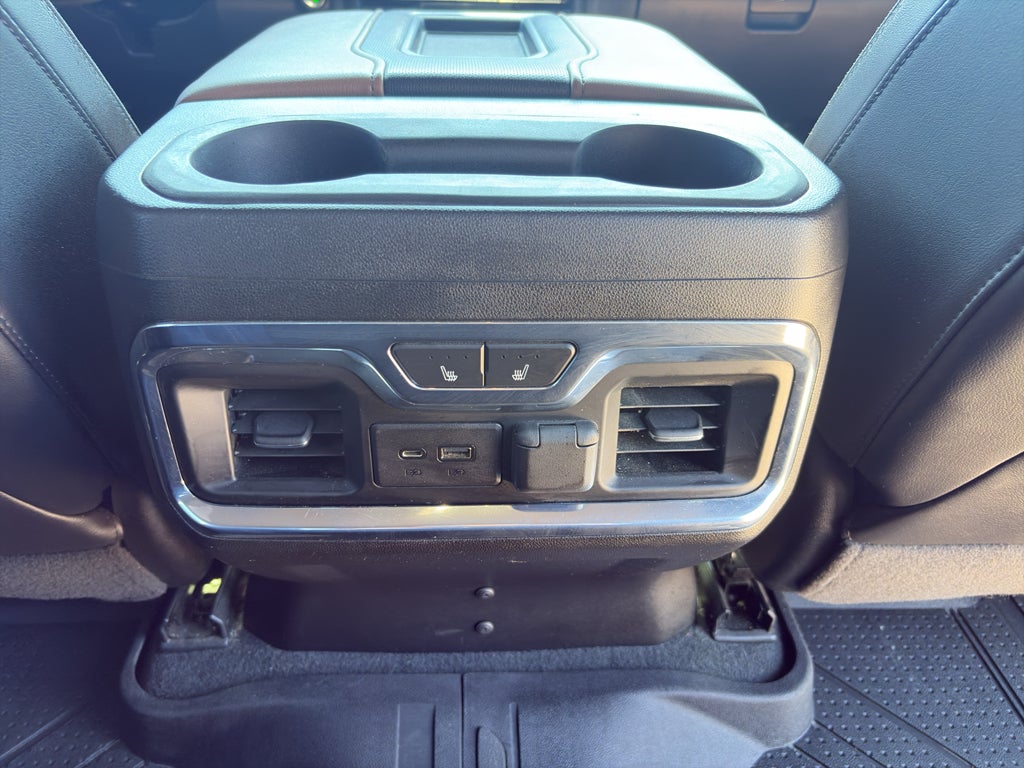 2021 Chevrolet Silverado 1500 4WD Crew Cab Short Bed High Country