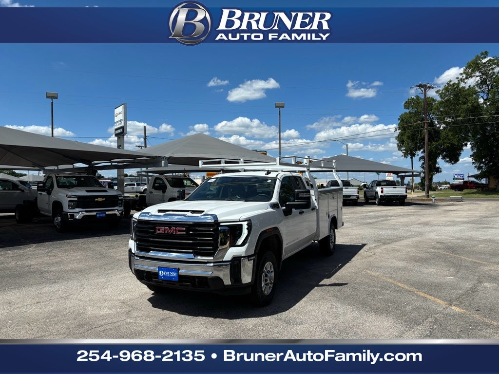 2026 GMC Sierra 2500 HD Double Cab, Long Bed, Pro, RWD