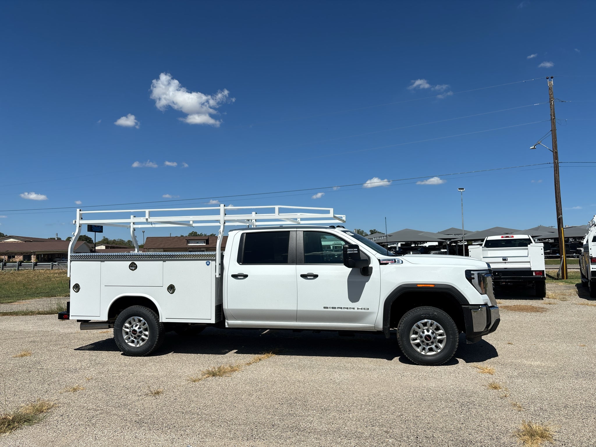 2026 GMC Sierra 2500 HD Crew Cab, Long Bed, Pro, 4WD