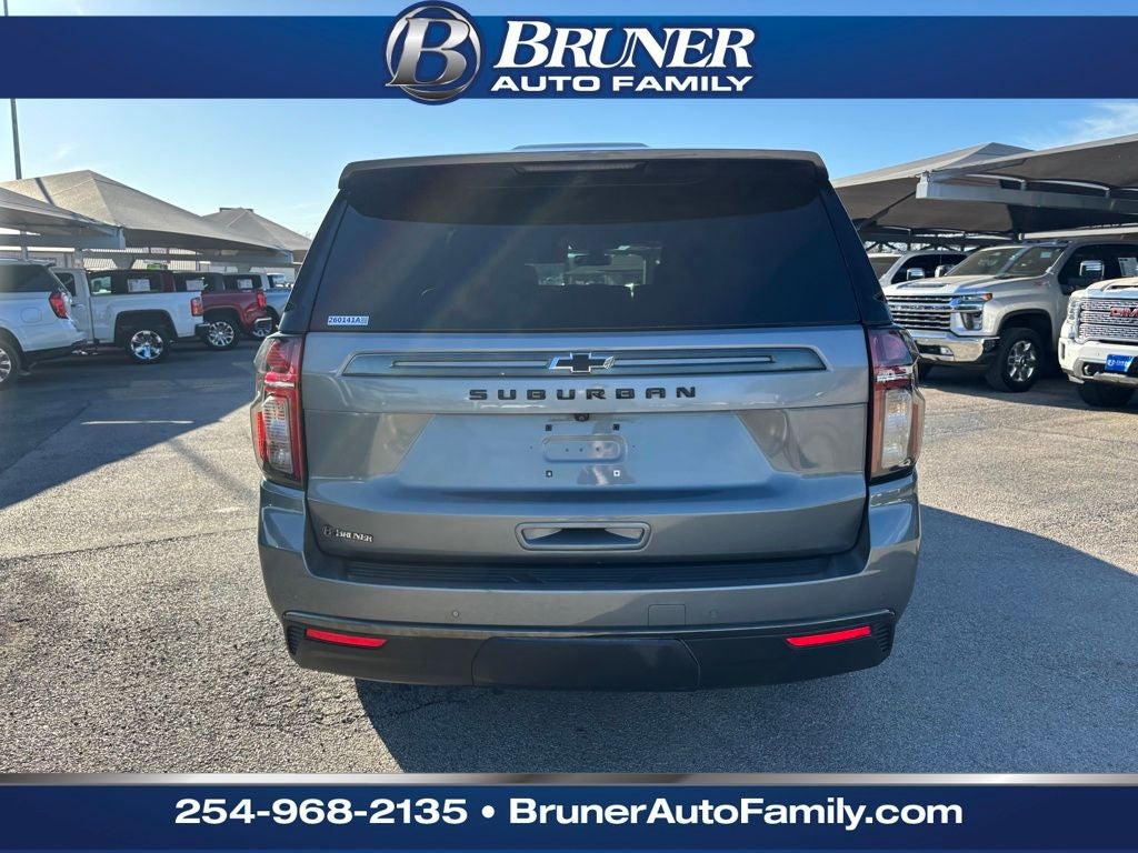 2022 Chevrolet Suburban 4WD Z71