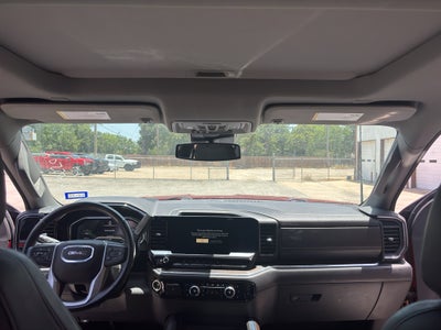 2024 GMC Sierra 2500HD 4WD Crew Cab Standard Bed SLT