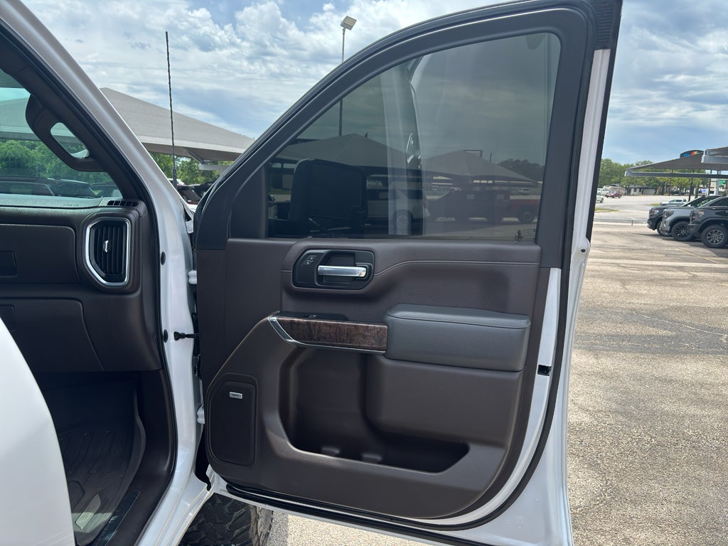 2022 GMC Sierra 2500HD 4WD Crew Cab Standard Bed Denali