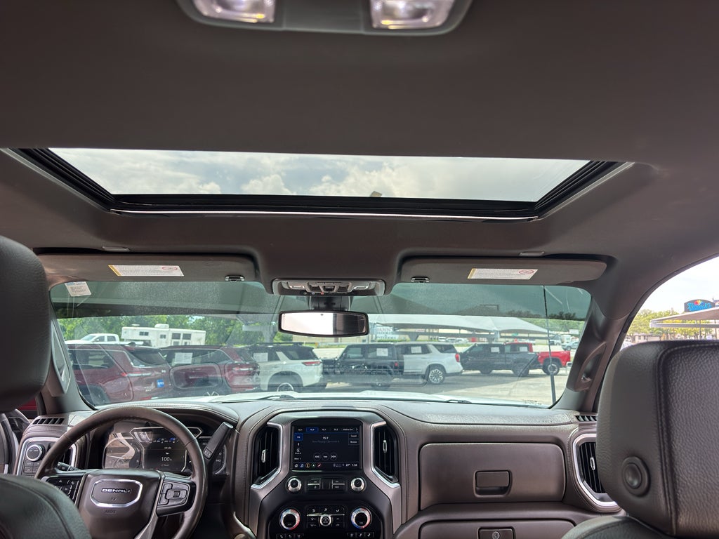 2022 GMC Sierra 2500HD 4WD Crew Cab Standard Bed Denali