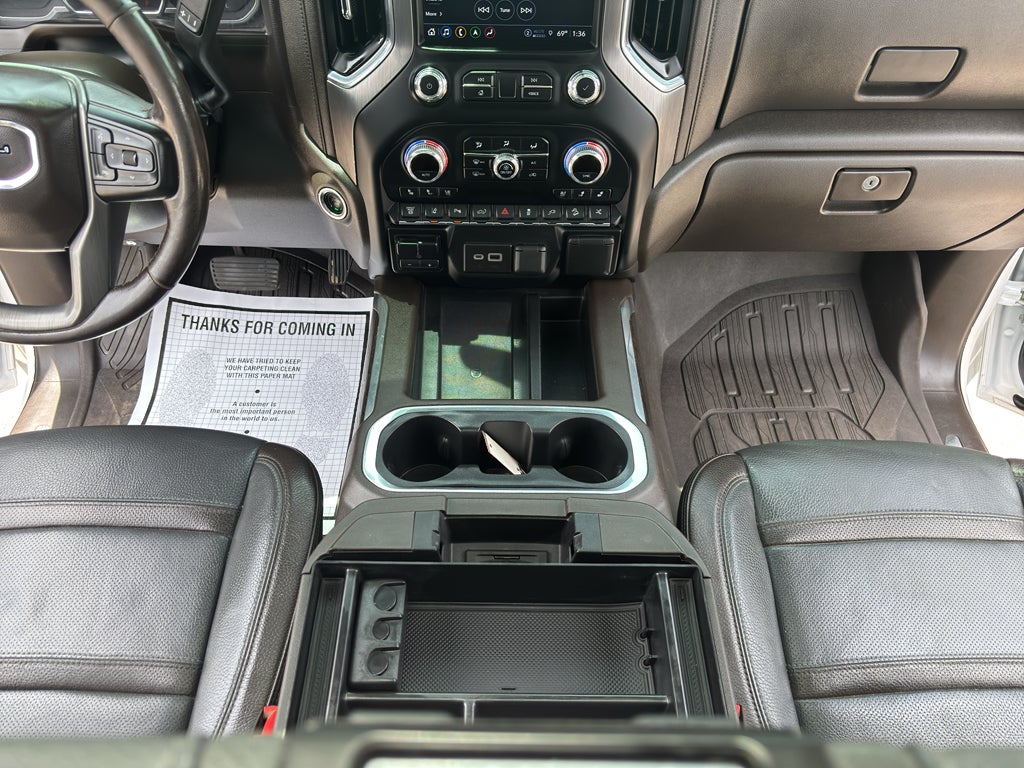 2022 GMC Sierra 2500HD 4WD Crew Cab Standard Bed Denali