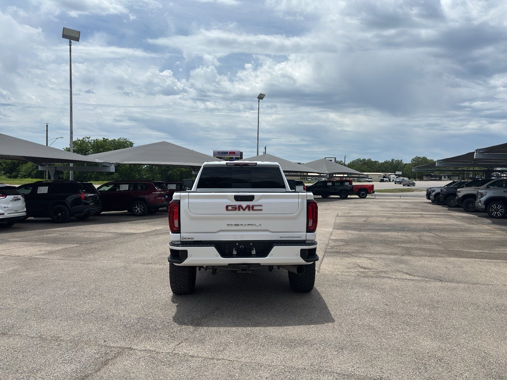 2022 GMC Sierra 2500HD 4WD Crew Cab Standard Bed Denali