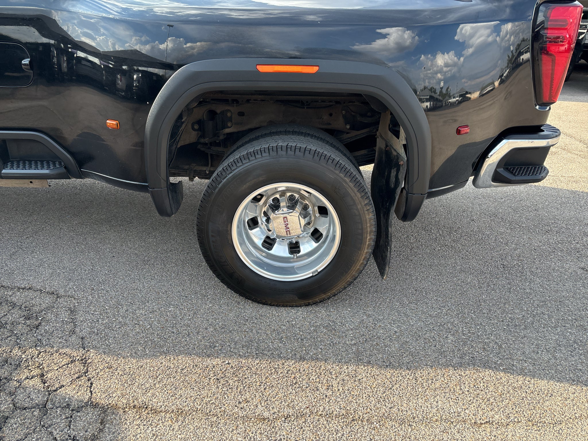 2024 GMC Sierra 3500HD 4WD Crew Cab Long Bed SLT