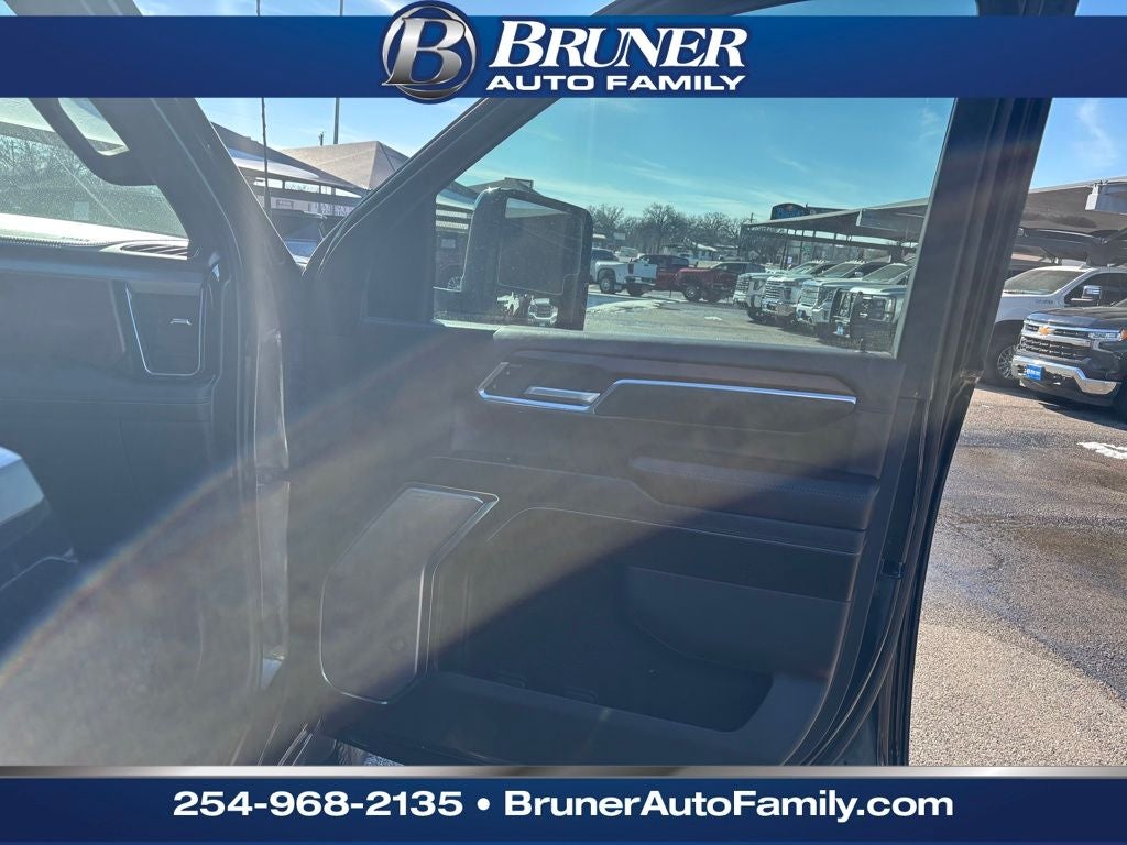 2024 GMC Sierra 3500HD 4WD Crew Cab Long Bed Denali