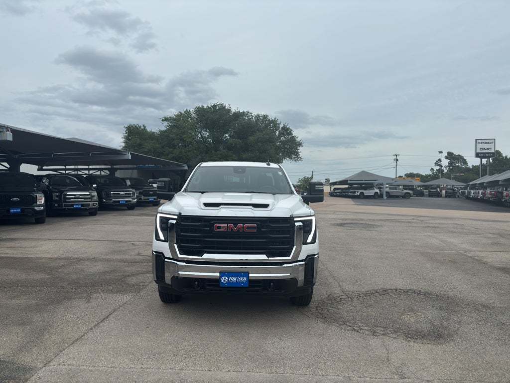 2026 GMC Sierra 2500 HD Crew Cab, Long Bed, Pro, RWD
