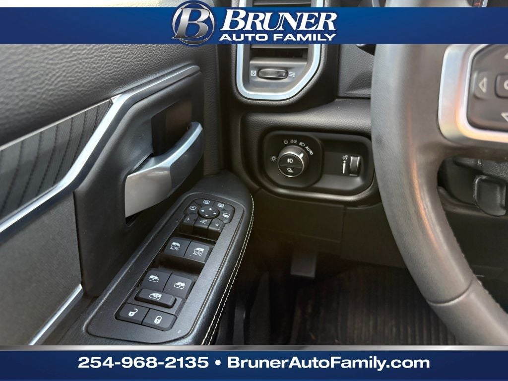 2025 RAM 2500 Lone Star Crew Cab 4x4 6'4' Box