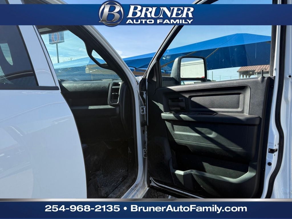 2024 RAM 3500 Tradesman Crew Cab 4x4 8' Box