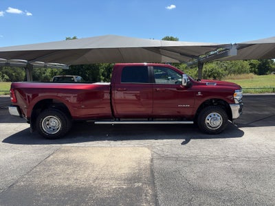2024 RAM 3500 Laramie Crew Cab 4x4 8' Box