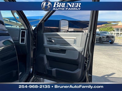 2017 RAM 3500 Lone Star Mega Cab 4x4 6'4' Box