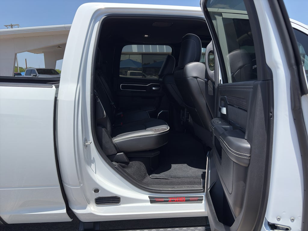 2025 RAM 2500 Laramie Crew Cab 4x4 6'4' Box