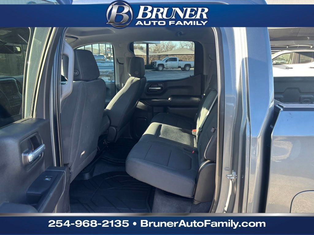 2020 Chevrolet Silverado 1500 4WD Crew Cab Short Bed Custom