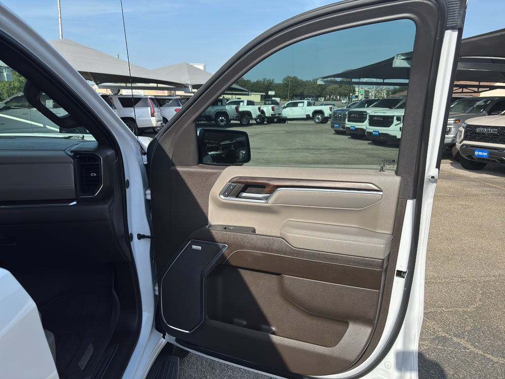 2024 GMC Sierra 1500 4WD Crew Cab Short Box SLT
