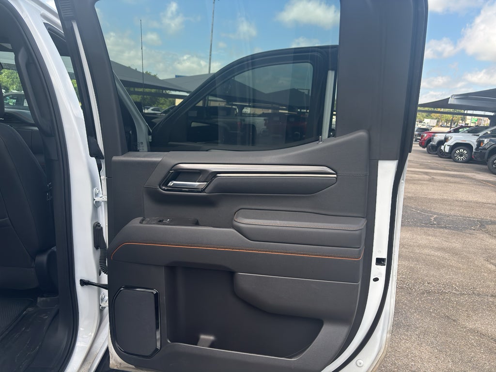 2025 GMC Sierra 1500 4WD Crew Cab Short Box AT4
