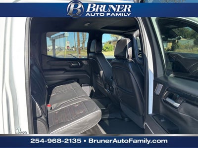 2023 GMC Sierra 1500 4WD Crew Cab Short Box AT4X