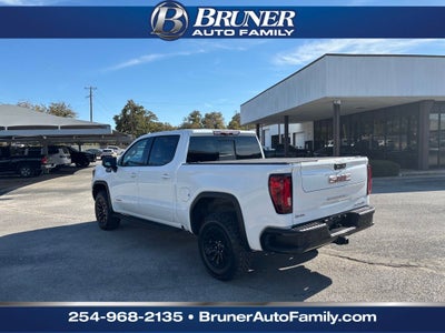 2023 GMC Sierra 1500 4WD Crew Cab Short Box AT4X