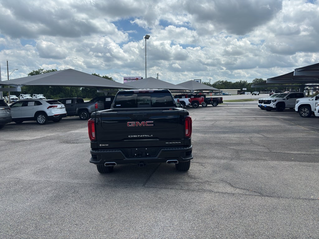 2026 GMC Sierra 1500 Crew Cab, Standard Bed, Denali, 4WD