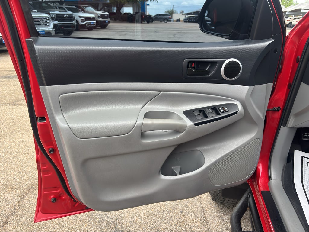 2015 Toyota Tacoma Base V6