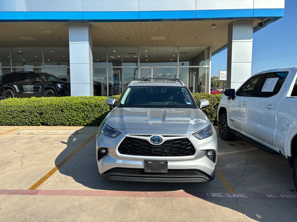 2024 Toyota Highlander Hybrid XLE
