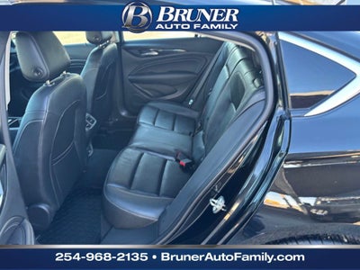 2019 Buick Regal Sportback AWD Essence