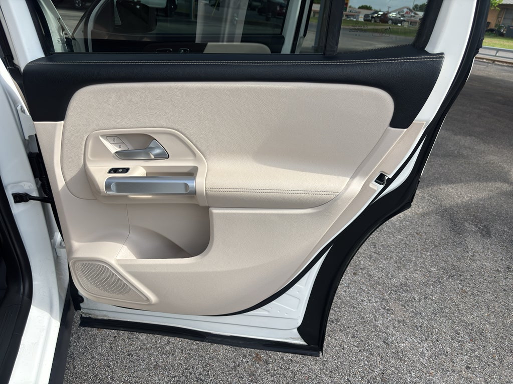 2022 Mercedes-Benz GLB 250 4MATIC®