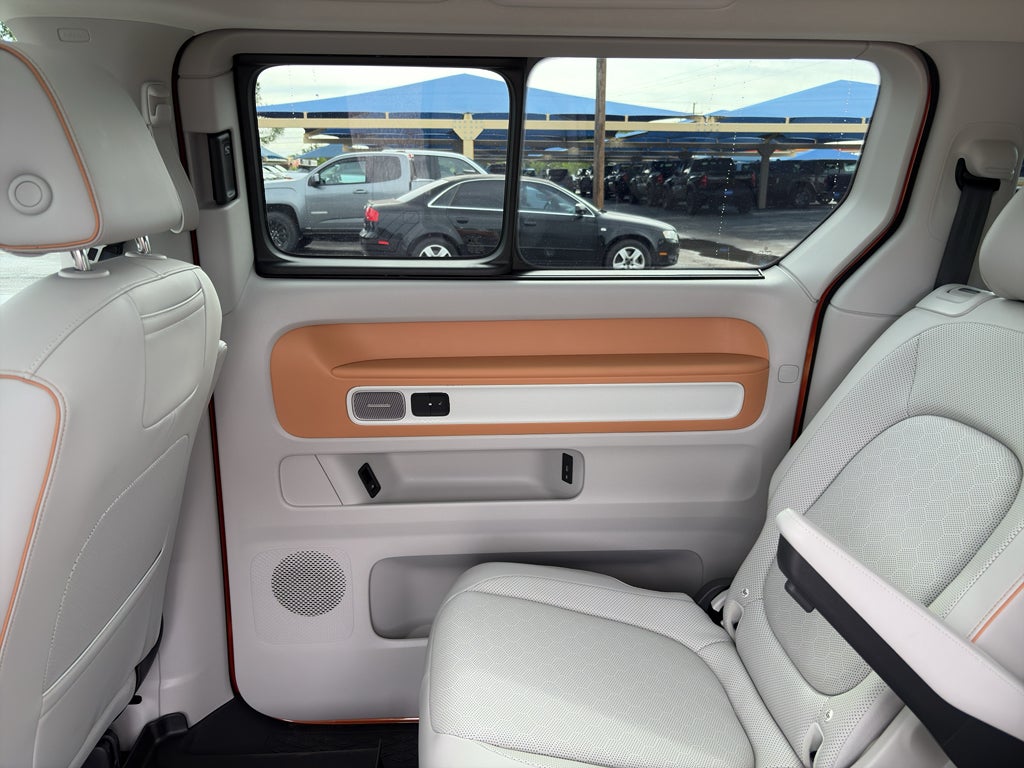 2025 Volkswagen ID. Buzz Pro S Plus with 4MOTION