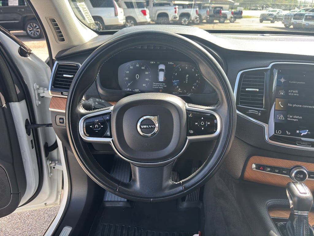 2021 Volvo XC90 T6 Momentum 6 Passenger