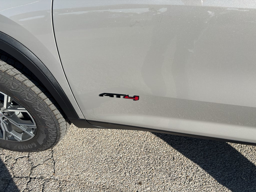 2027 GMC Acadia AT4