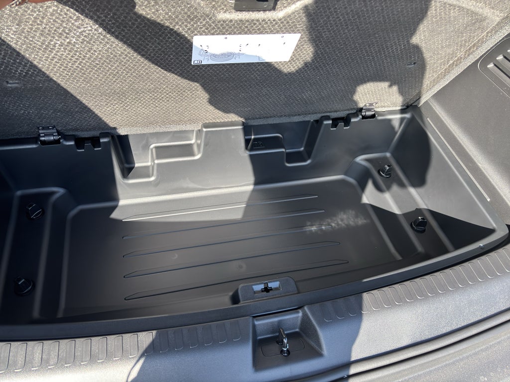 2027 GMC Acadia AT4