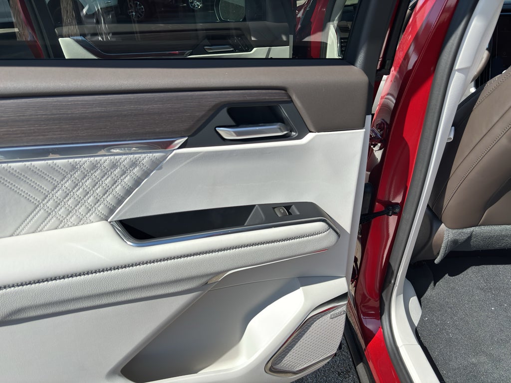 2027 GMC Acadia Denali