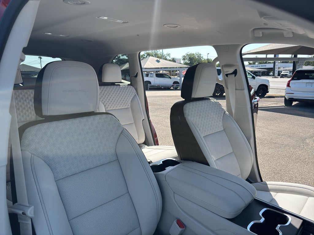 2027 GMC Acadia Denali
