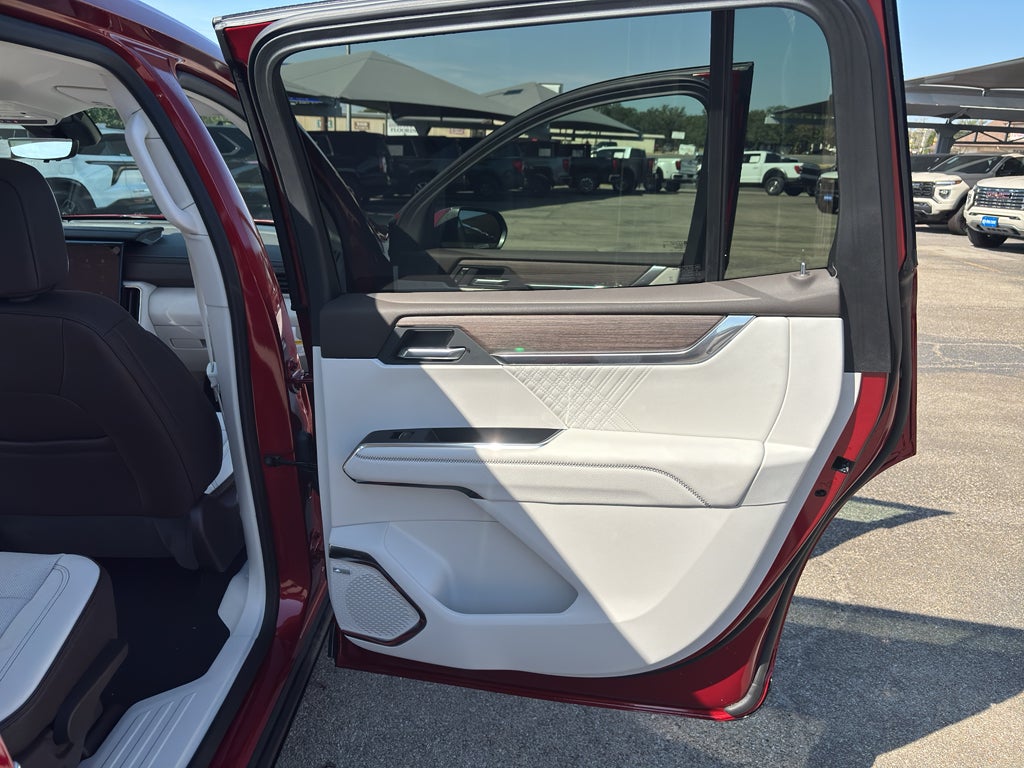 2027 GMC Acadia Denali